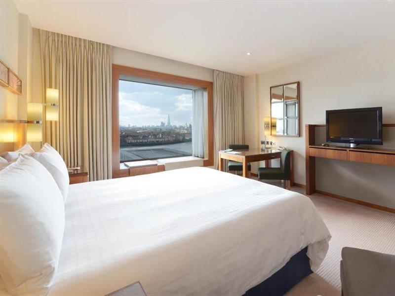 Canary Riverside Plaza Hotel London Eksteriør bilde A room at the InterContinental London - The O2