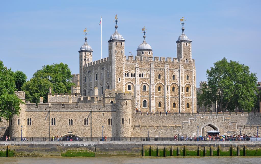 Canary Riverside Plaza Hotel London Eksteriør bilde The Tower of London