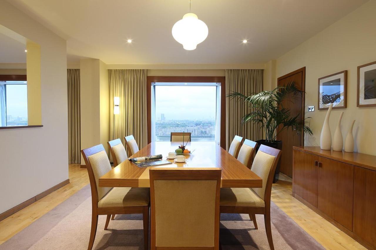 Canary Riverside Plaza Hotel London Eksteriør bilde A dining room